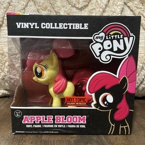 Hot Topic Exclusive Pre-Release Apple Bloom Collectible